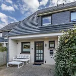 Haus Wattsonne