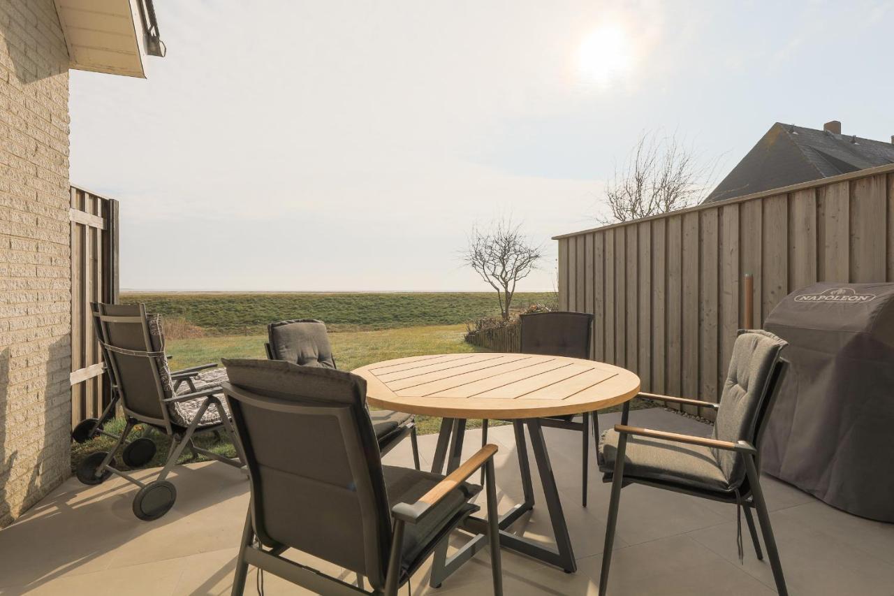 Holiday home Haus Wattsonne *